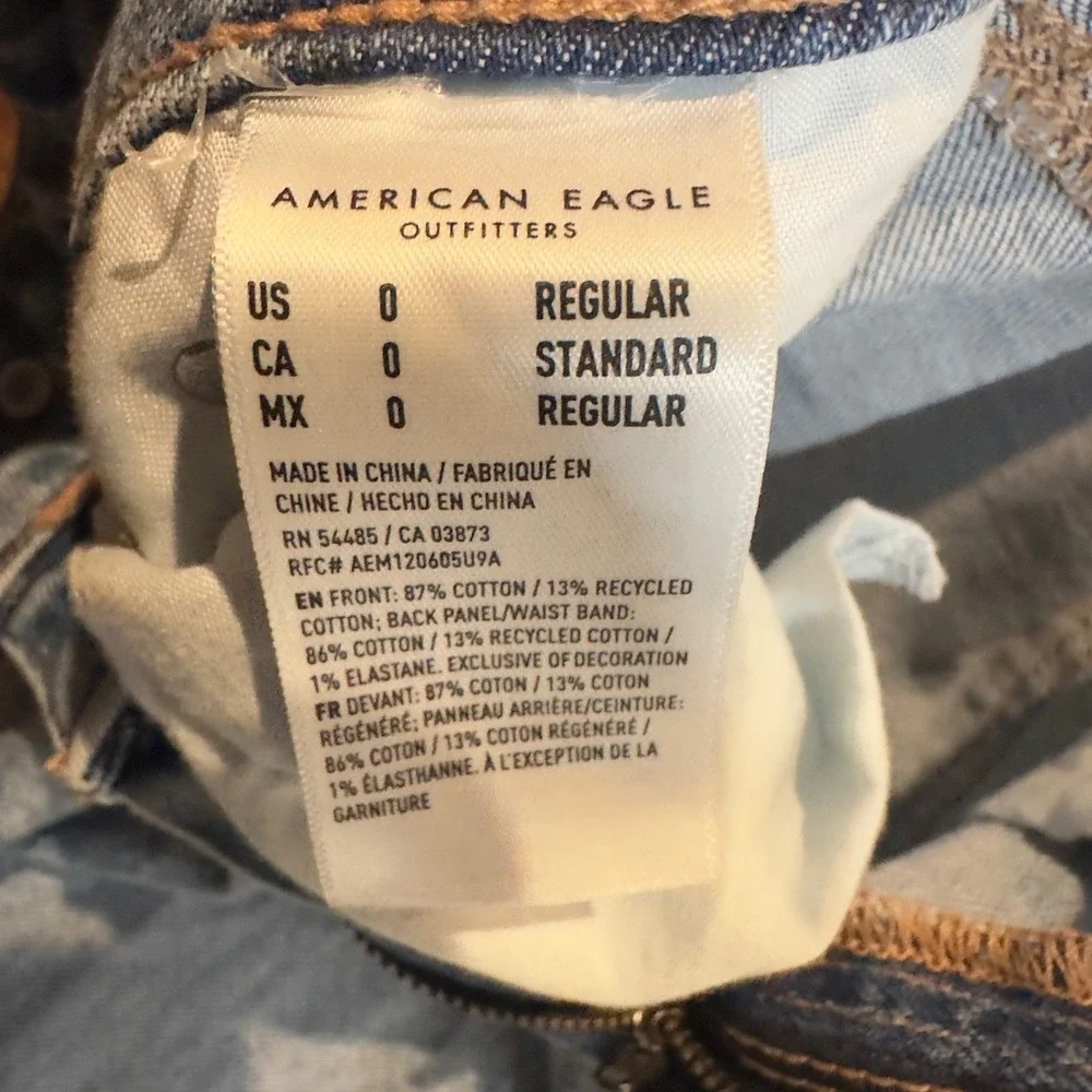 American Eagle Double Waist Band Baggy Straight Jeans Light Wash Size 0 Mom Jean